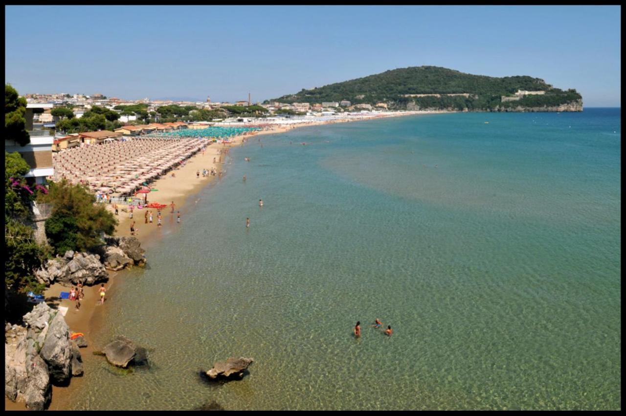B&B I 100 Passi Gaeta Exterior foto